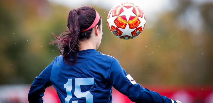 L’essor du football féminin : briser les barrières et inspirer les générations