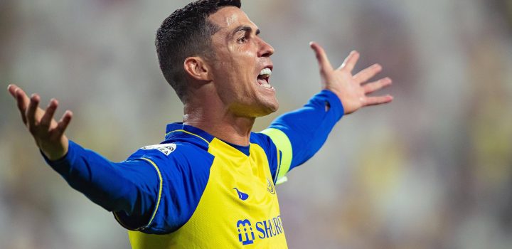 Mercato : Al Nassr, où évolue Cristiano Ronaldo, interdit de recrutement par la FIFA