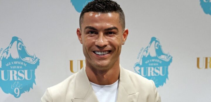Cristiano Ronaldo : jolie photo de famille pour l'anniversaire du footballeur