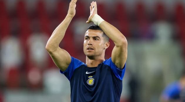 La raison médicale qui pousse Cristiano Ronaldo à mettre du vernis sur ses orteils