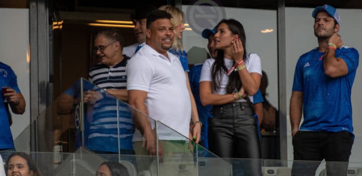 Ronaldo vend son club de Cruzeiro