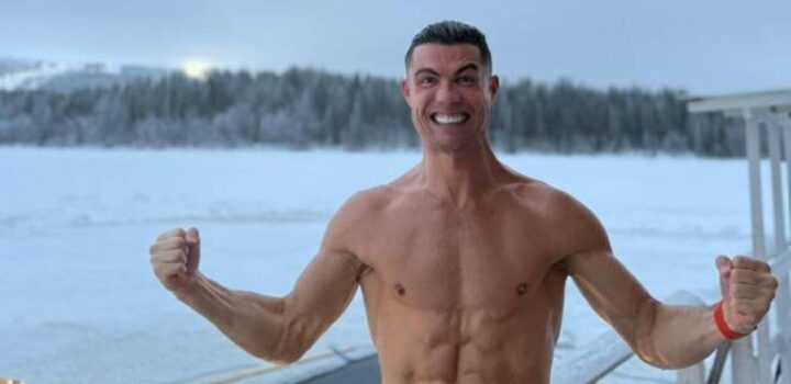 Cristiano Ronaldo passe Noël… au pays du père Noël