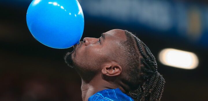 Football Christopher Nkunku 🎈💙|Pinterest