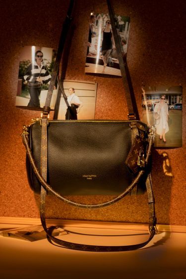 Express petit modèle en cuir, 3500 euros.