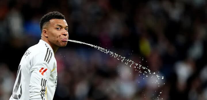 Mbappé cash sur Ronaldo après avoir égalé son record :"Il est..