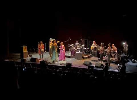 Villejuif,Oumou Sangare – « Sira » – France, Villejuif – Théâtre Romain Rolland FR – 09/2022