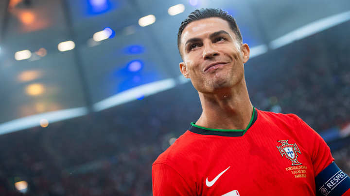 Cristiano Ronaldo Cristiano Ronaldo